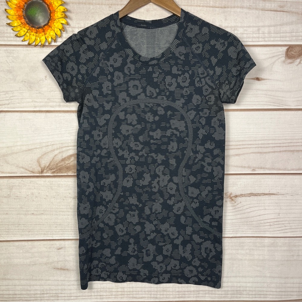 Lululemon Swiftly Midnight Navy Animal Print Leopard Size 6